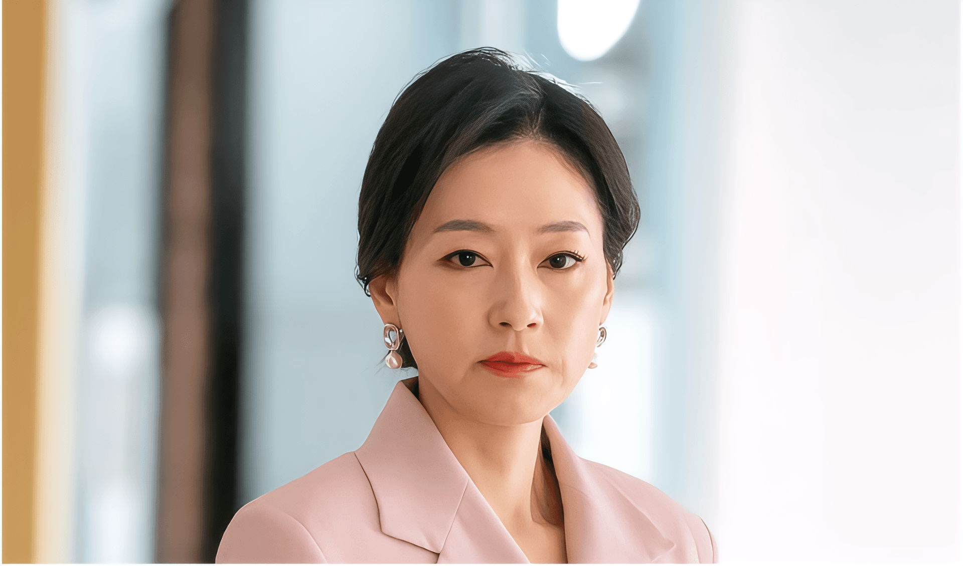 Red Pearl Episode 3 Pushes Park Jin Hee Into a Defining Turning Point