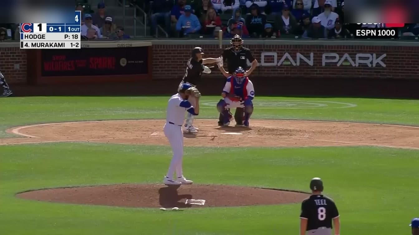 Murakami thoat kieu toc 'techno cut' nho home run dau tien tai MLB