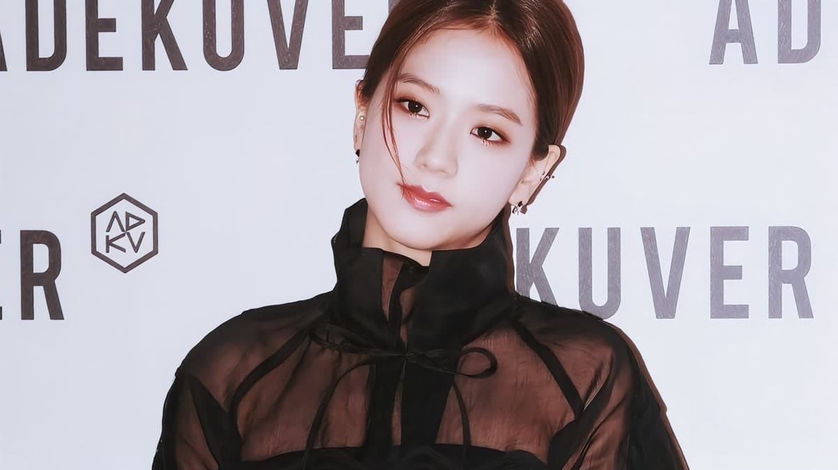 BLACKPINK Grabs First Music Show Trophy for 'GO' — And BLINKs Cannot Keep It Together