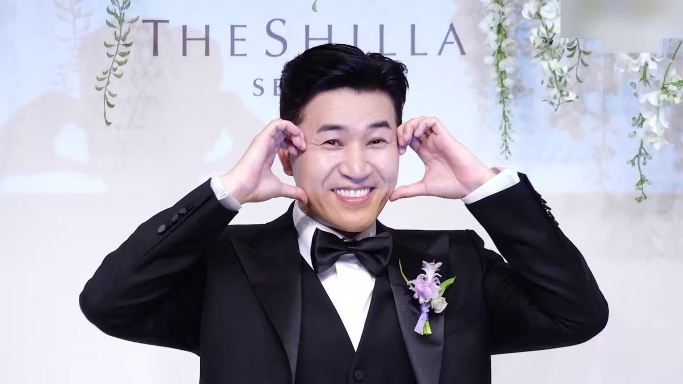 The Wedding Moment Kim Jong-min Keeps Laughing About — His Bride Dropped His Hand for TVXQ