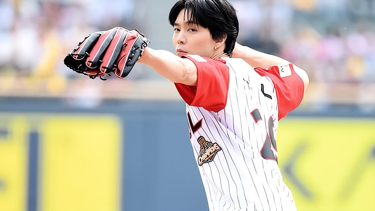 NCT's Johnny Takes the Mound at KBO 2026 Season Opener