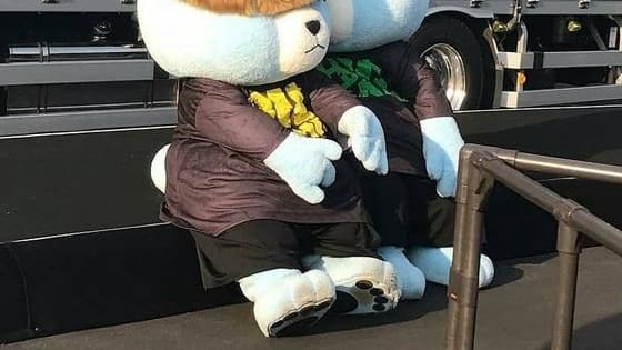 BIGBANG mascot characters at a concert venue during Daesung's D's Wave Seoul tour