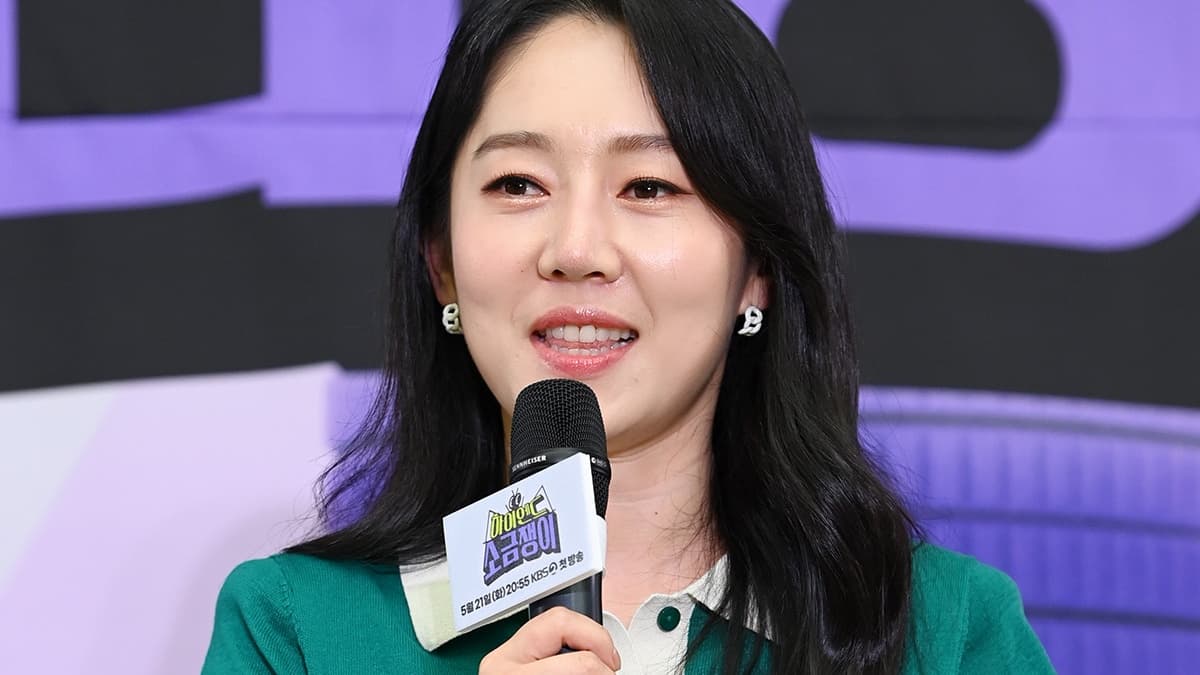 KBS Announcer Claims She's Korea's 'Top Announcer' and Panics When Asked If She'll Follow Jeon Hyun-moo Out the Door
