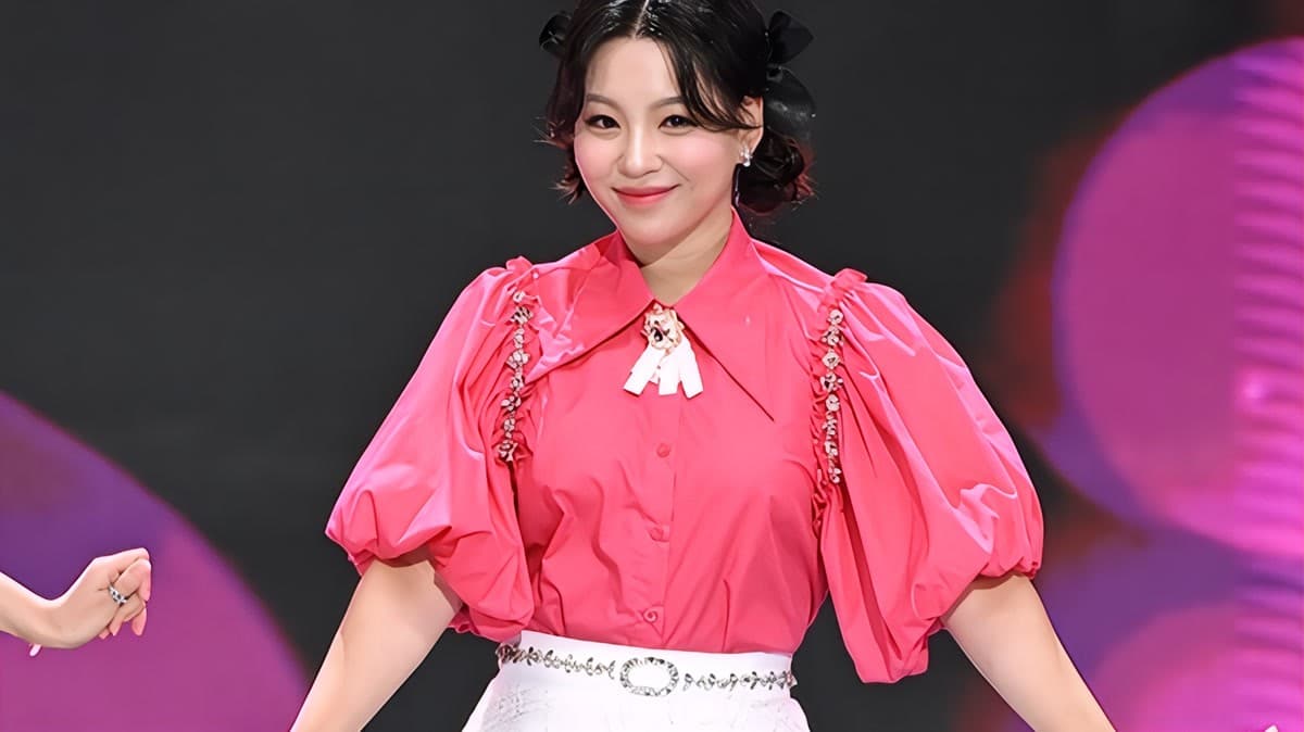 'Phù Thủy Giọng Hát' Shin Mi-rae Tung Ca Khúc Mùa Xuân Tươi Vui 'Chọn Tôi Đi!'