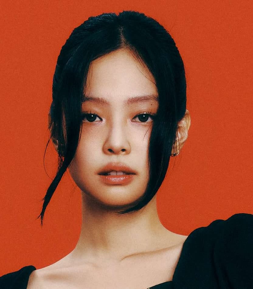 Jennie biến Governors Ball thành sân khấu 17 ca khúc