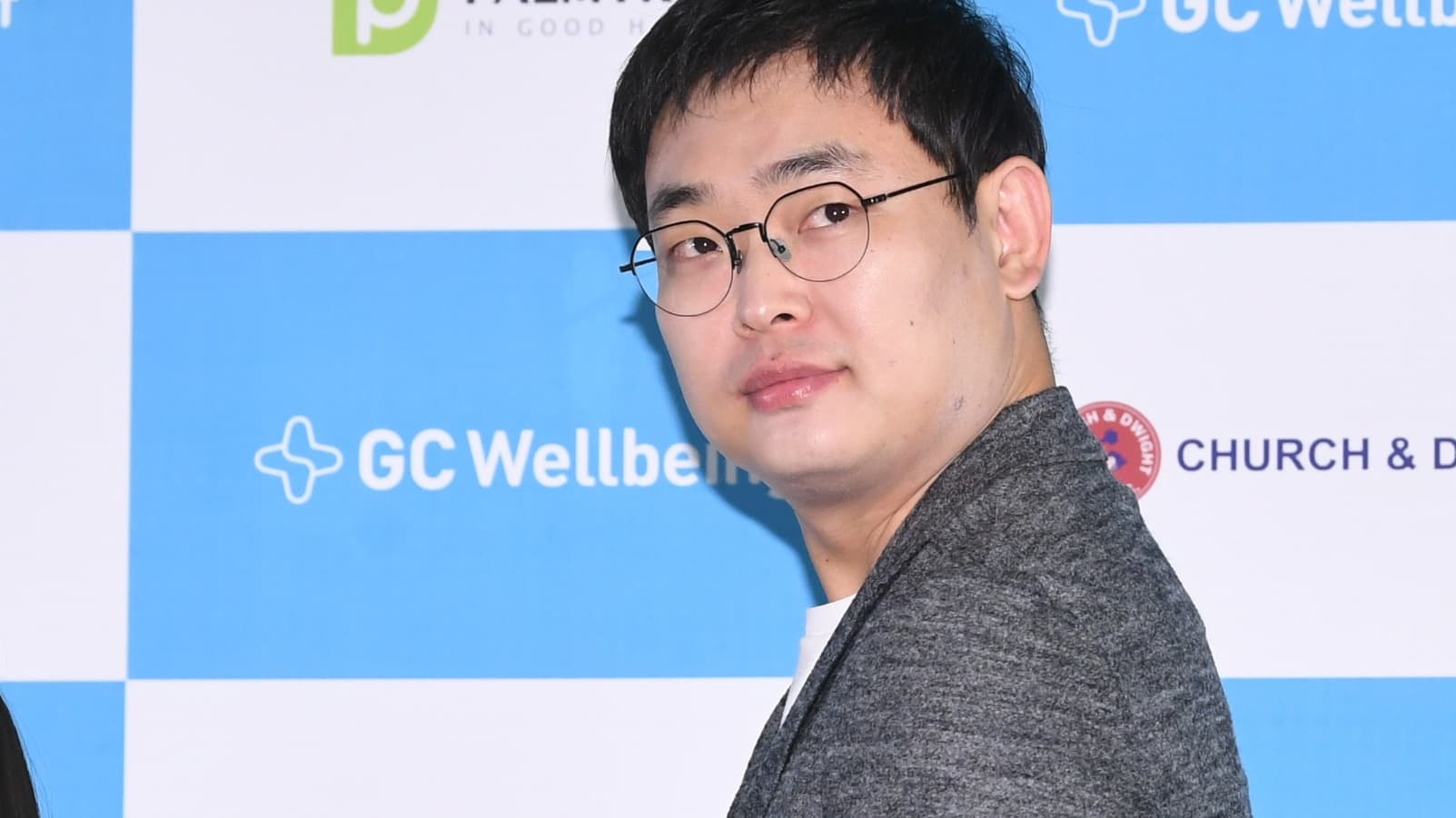 Vợ diễn viên hài Hàn Quốc Park Young-jin mua Bitcoin với giá 220 USD — Anh ấy cuối cùng đã kể câu chuyện này