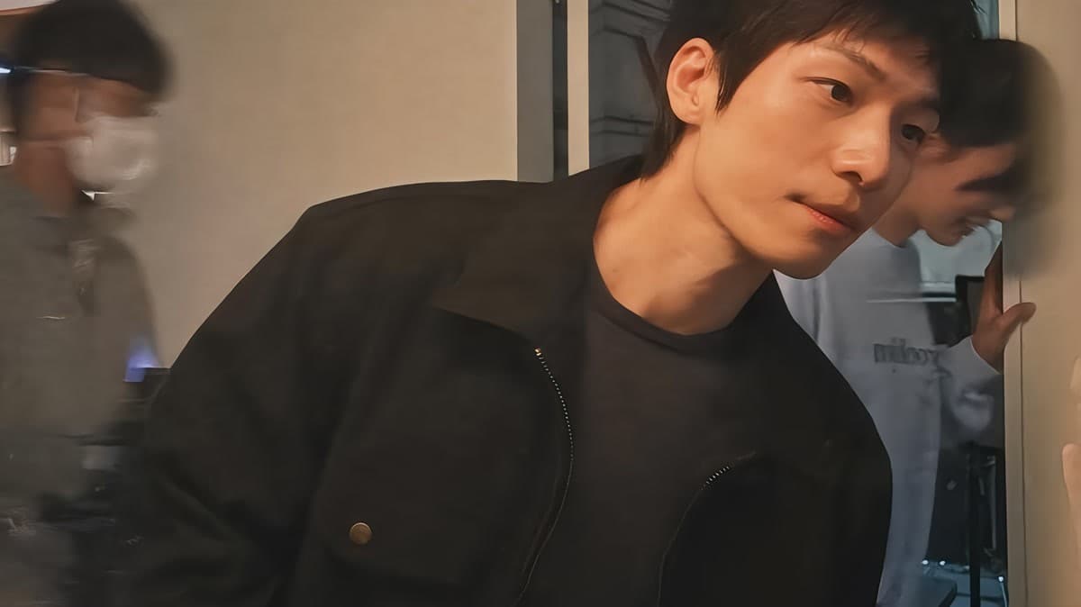 Wi Ha-joon Opens Up on Siren Kiss and His Romantic Goal