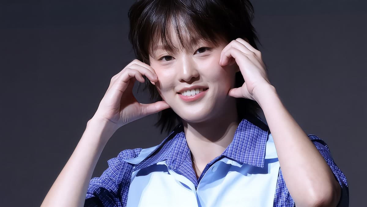 Lee Yeon là Scene Stealer bất ngờ mà không ai ngờ tới trong K-Drama mới của IU