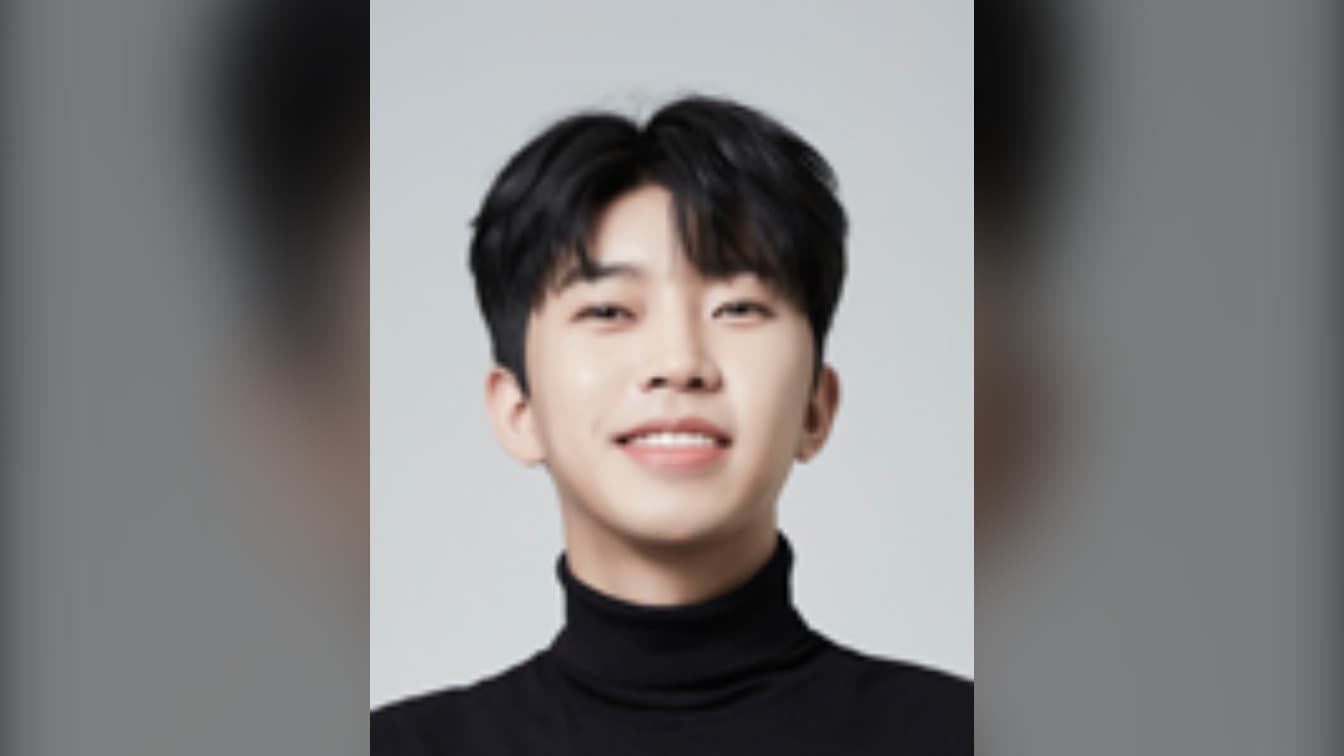 Im Young-woong Fans Light Up Tokyo for His Birthday
