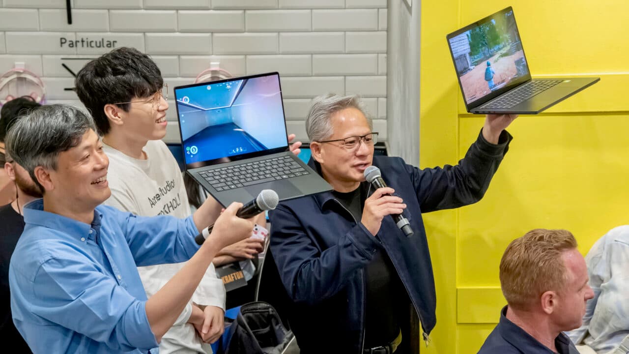 Jensen Huang biến You Quiz thành sân khấu AI của Hàn Quốc