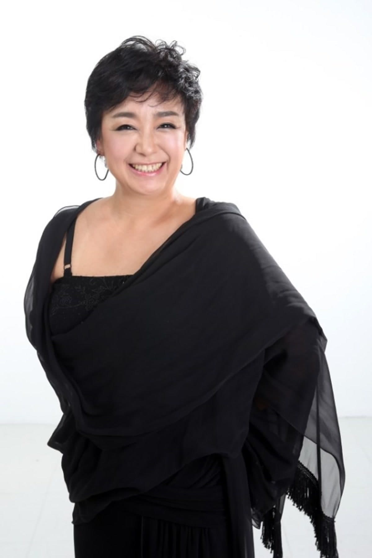 Hye Eun-yi mở chương mới sau 51 năm đứng sân khấu